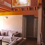 Tres Quinones Aparthotel