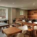 Aparthotel Tres Quinones 3*