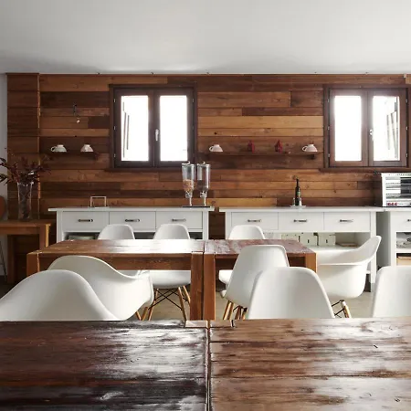 Aparthotel Tres Quinones 3*