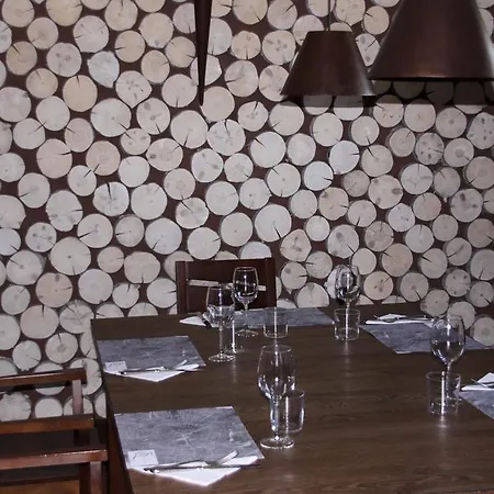 Tres Quinones Aparthotel 3*