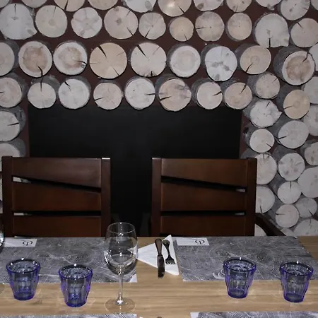 アパートホテル Tres Quinones サジェント・デ・ガジェゴ