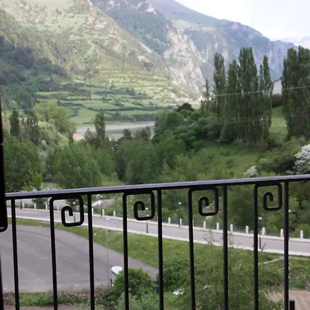 Tres Quinones 3* サジェント・デ・ガジェゴ