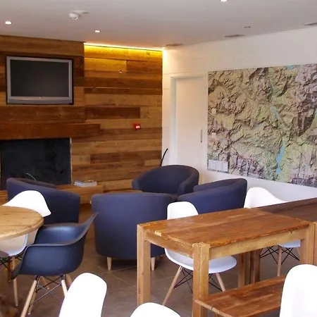 Apartmanhotel Tres Quinones Sallent de Gállego