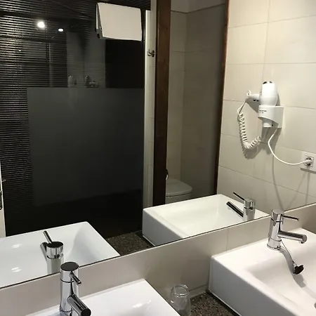 Tres Quinones Aparthotel 3*