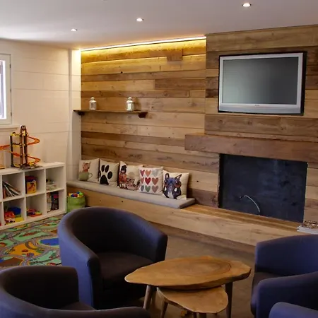 Tres Quinones サジェント・デ・ガジェゴ