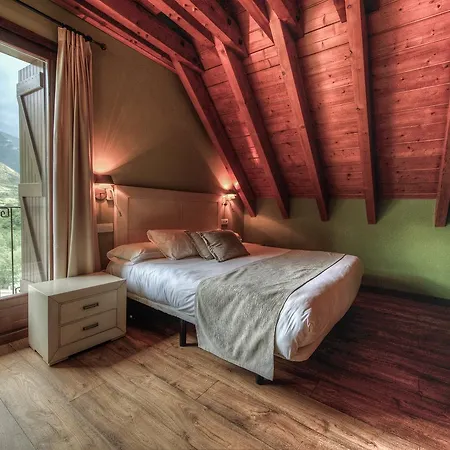 Aparthotel Tres Quinones Sallent de Gállego