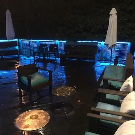 Aparthotel Tres Quinones