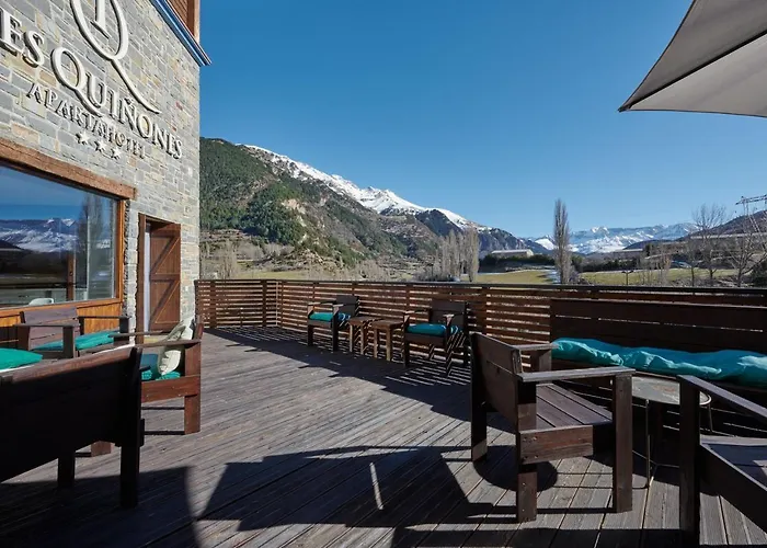 Tres Quiñones Apartahotel