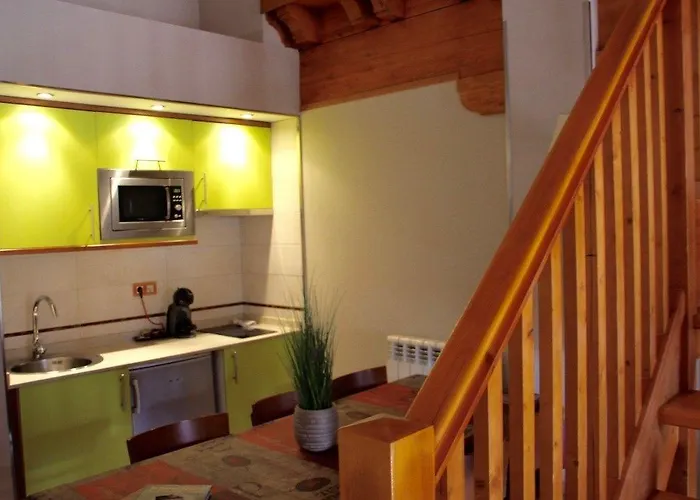 Tres Quiñones Apartahotel