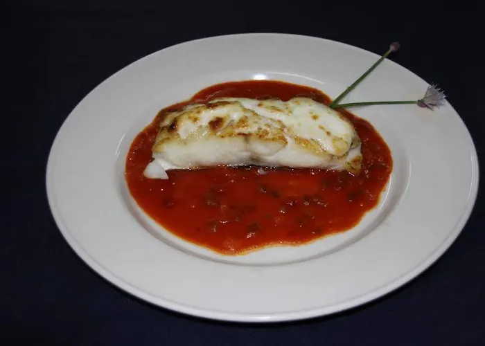 Apartahotel Tres Quiñones 3*