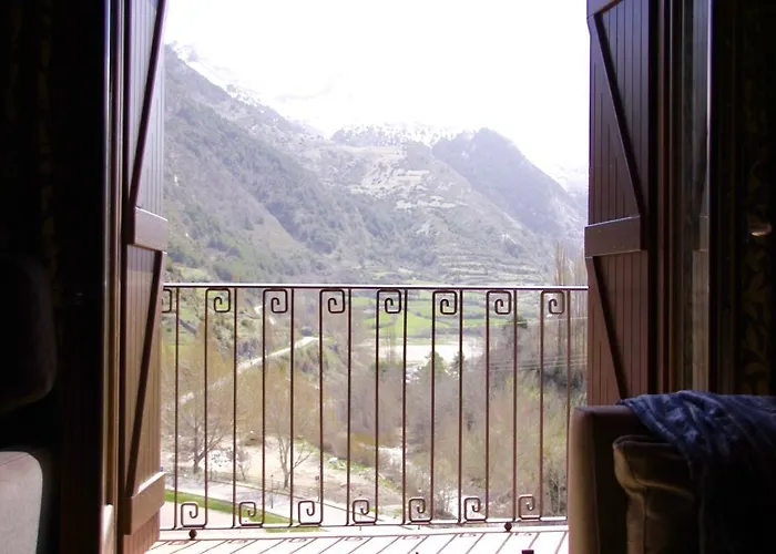 Apartahotel Tres Quiñones 3*